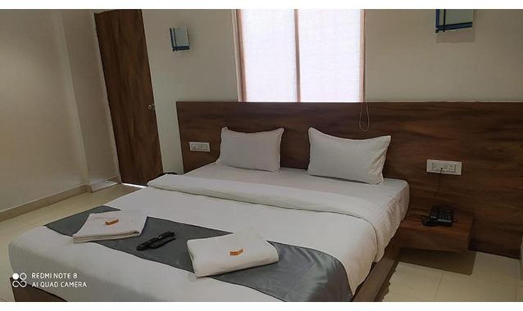 Fabhotel Omkar Pride Púna Kültér fotó