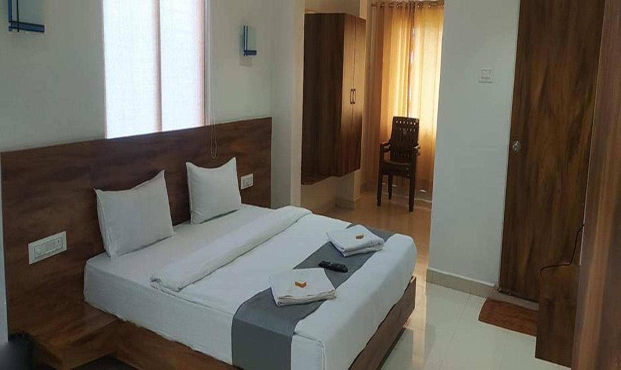 Fabhotel Omkar Pride Púna Kültér fotó